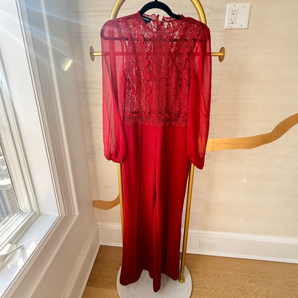 BEBE red Lace long Sleeve Dress/ Elegant Evening